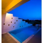 Aparthotel Hidden Eden Residences - Private Pools *