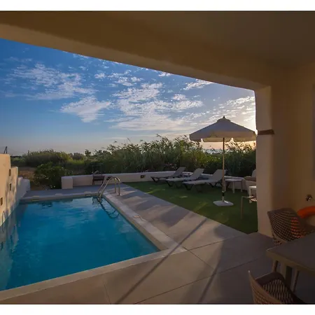 Hidden Eden Residences - Private Pools 4* Pláka
