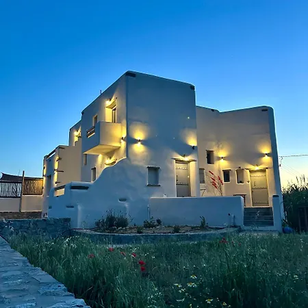 Hidden Eden Residences - Private Pools Pláka